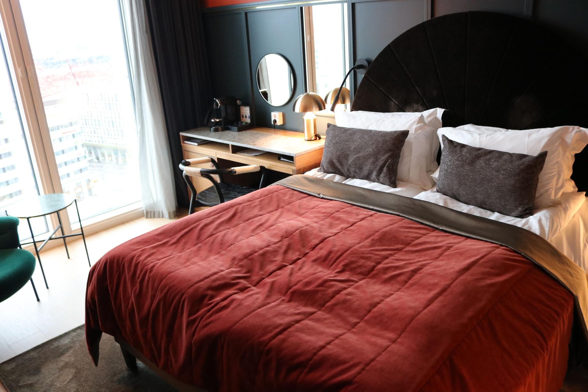 Elite Hotel Carolina Tower Solna Exterior photo