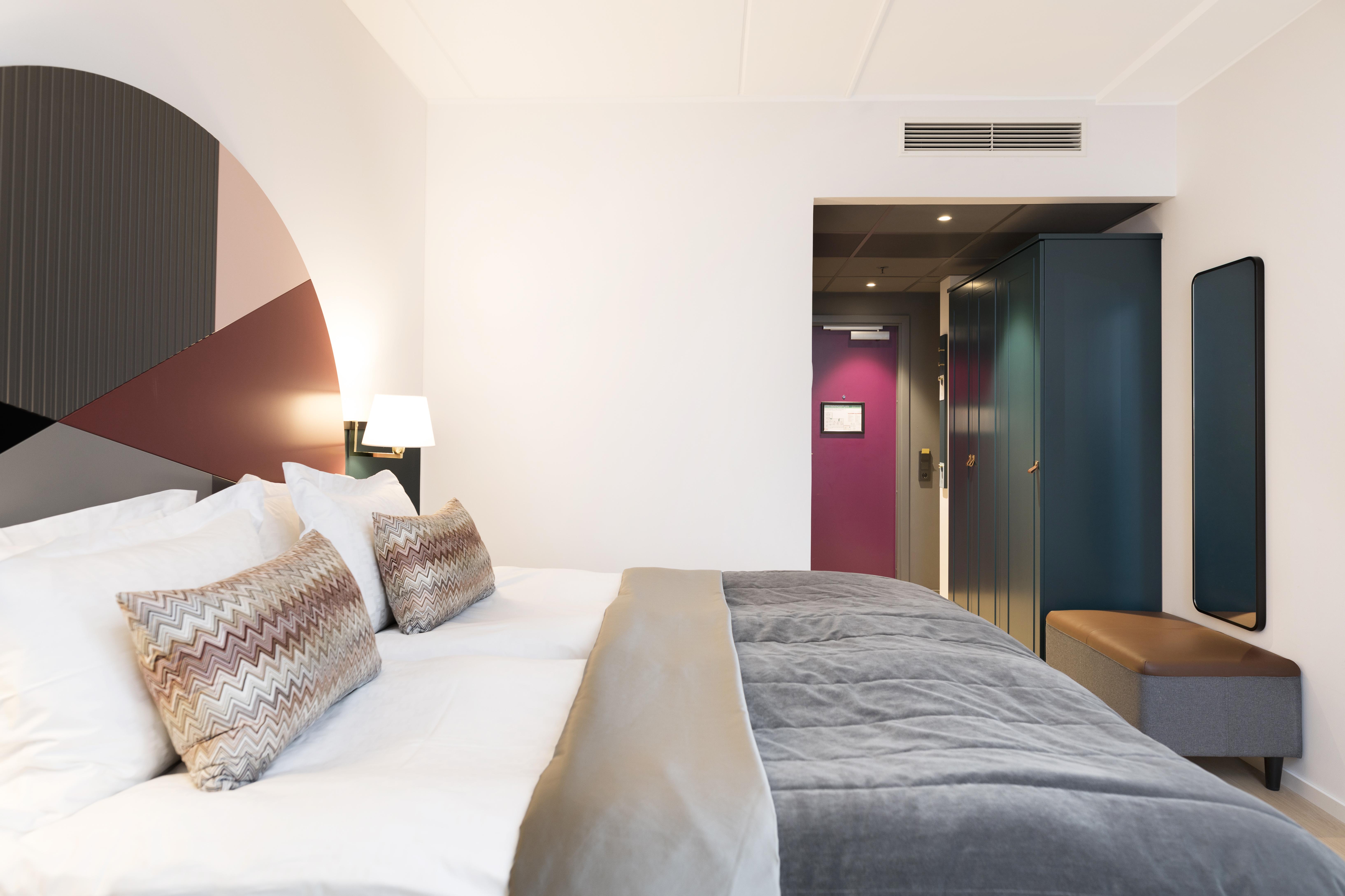 Elite Hotel Carolina Tower Solna Exterior photo